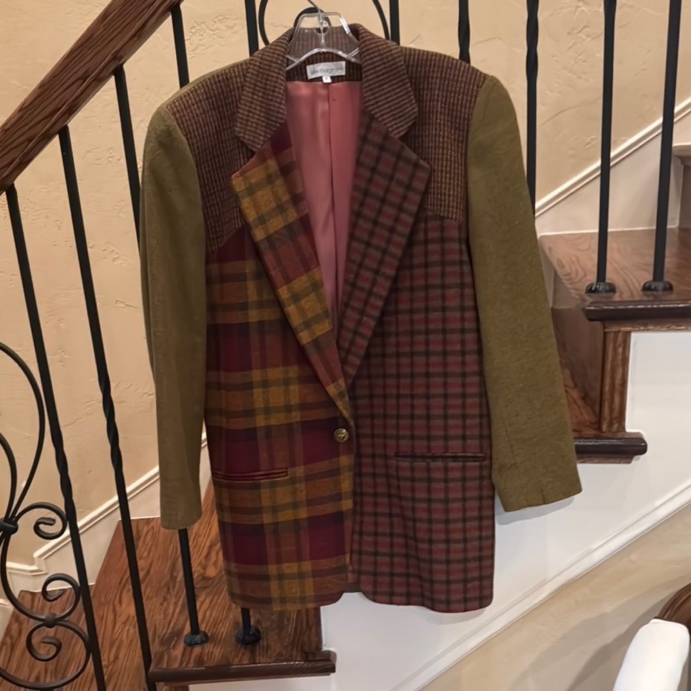 Brown and Red Plaid Blazer with Tailored Design